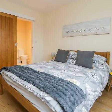 Oak בית נופש *